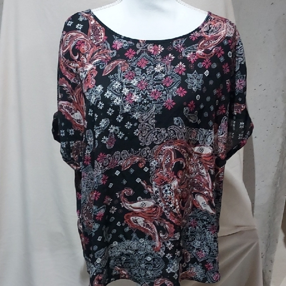 Maurices Black and Pink Paisley Blouse
